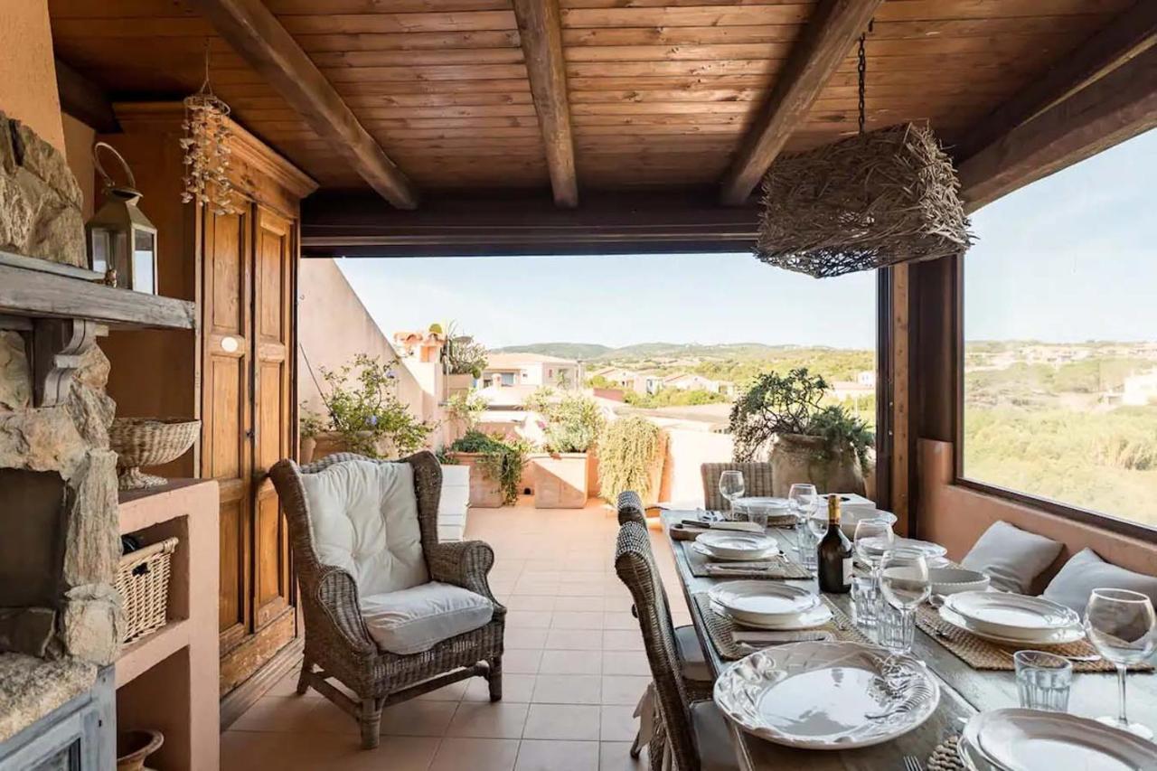 Romantico Appartamento Vista Mare Porto Pozzo Exterior foto